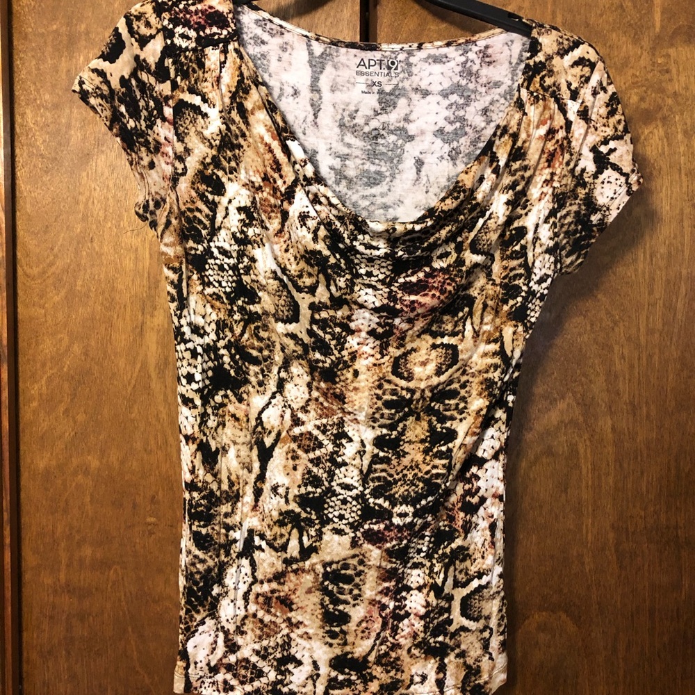 Apt 9- Ladies Summer Top